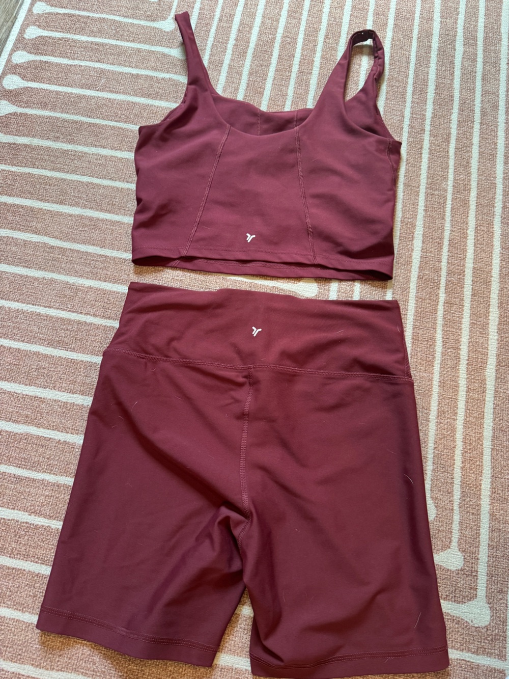 Old Navy Active Burgundy Powersoft Sports Bra & Biker Shorts Set M